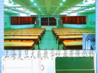 升降式黑板