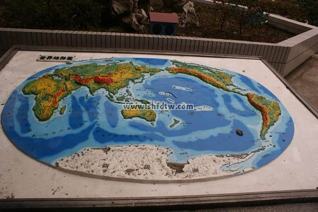 世界立体地形模型(图2)
