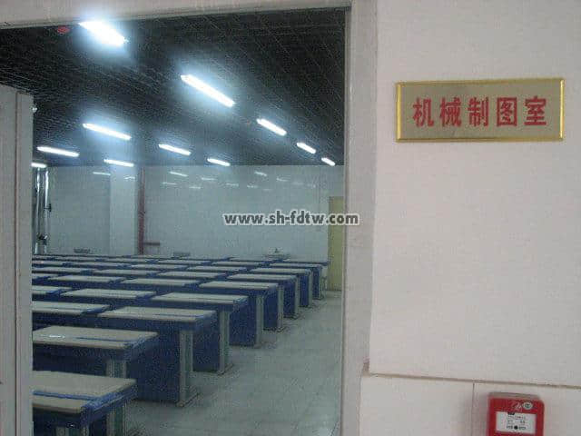 工程制圖實驗室成套設備(單人座)(圖2)