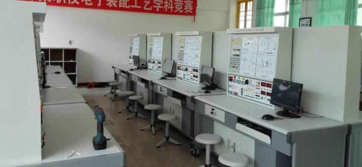 工业控制与PLC综合实训平台(图1)