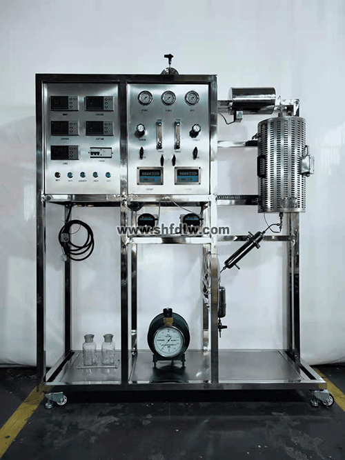 数字型乙苯脱氢制苯乙烯实验装置(图1)